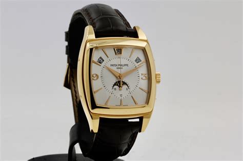 patek philippe 5135r gondolo annual calendar platinum|Patek Philippe rose gold calendar.